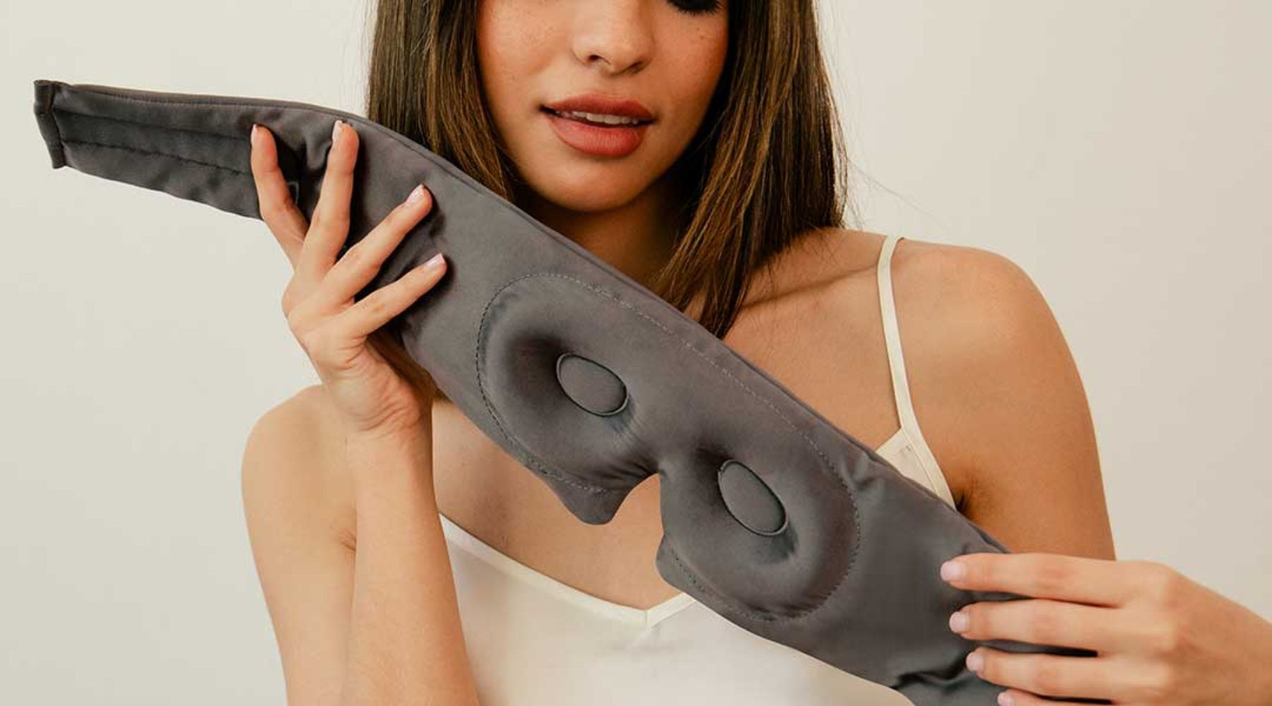 Eye masks for eyelash extensions: essential insights